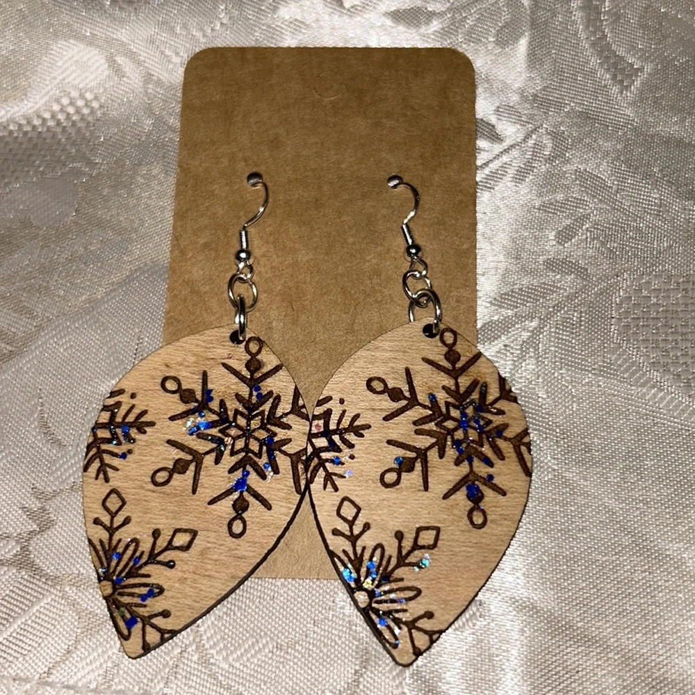 Engraved Wooden Snowflake Earrings Blue Sparkle Winter Artisan Dangle Statement - Picture 5 of 10